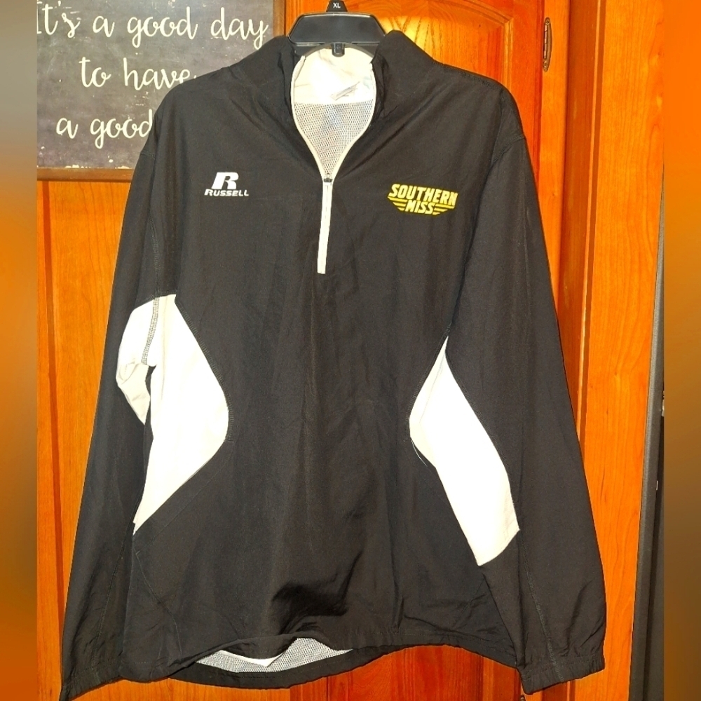 Russell Athletic Black and White Half-Zip Southern Miss Jacket In A Large. NWOT
